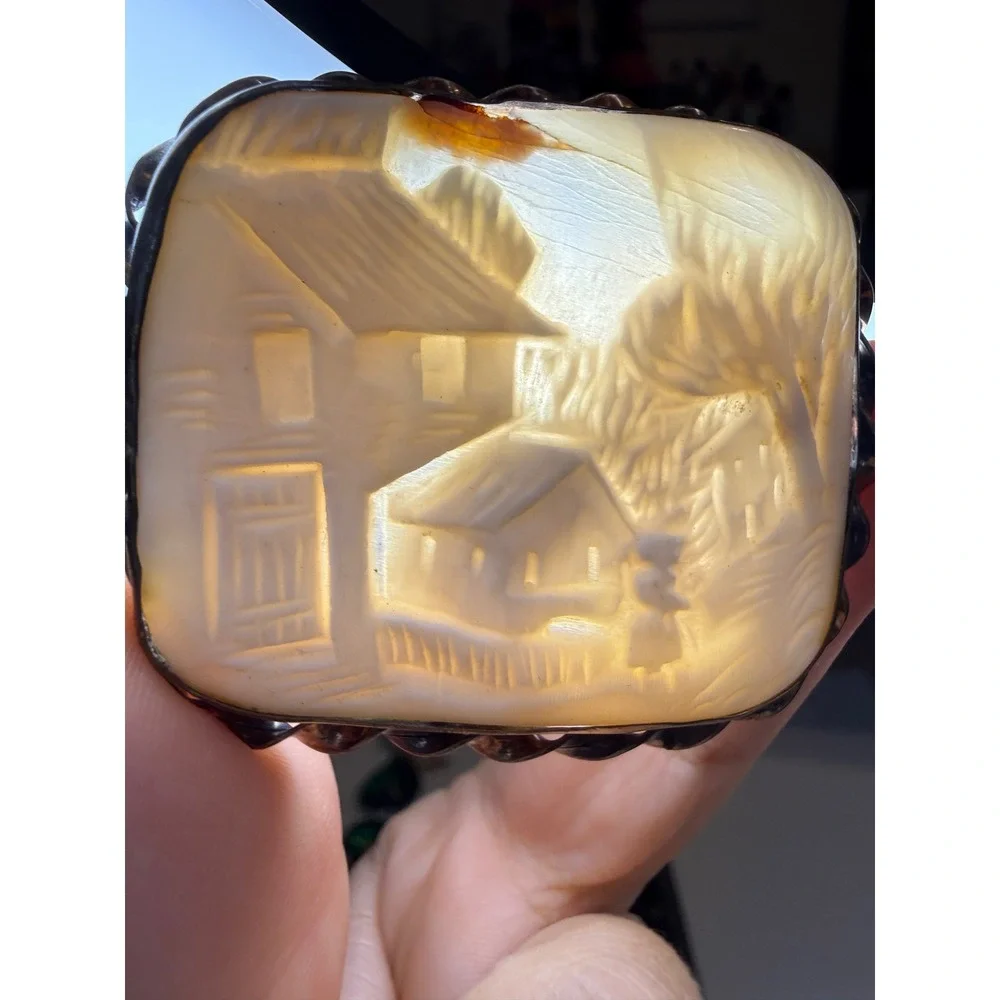N/A hand carved
